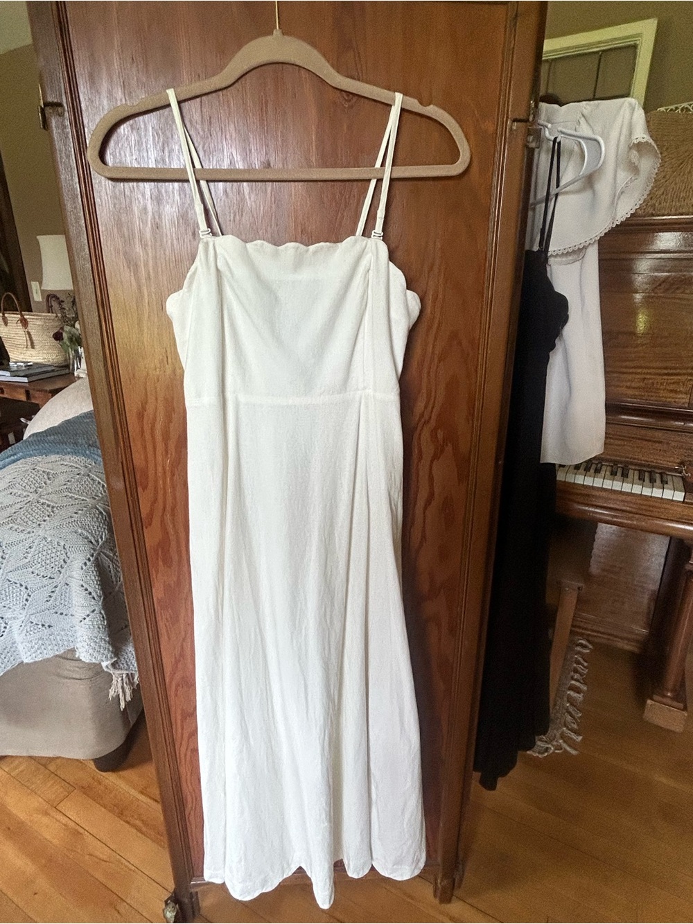 Gap Linen Blend Midi Dress. XS.